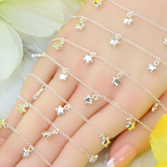 Minimalist Bracelet, Sleek & Modern Design, Women’s Fashion, YC110171-B - Picture 9 of 10